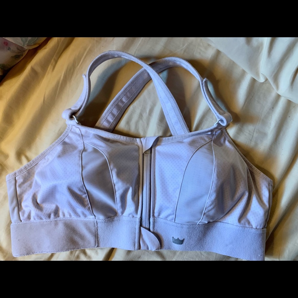 Shefit sports bra